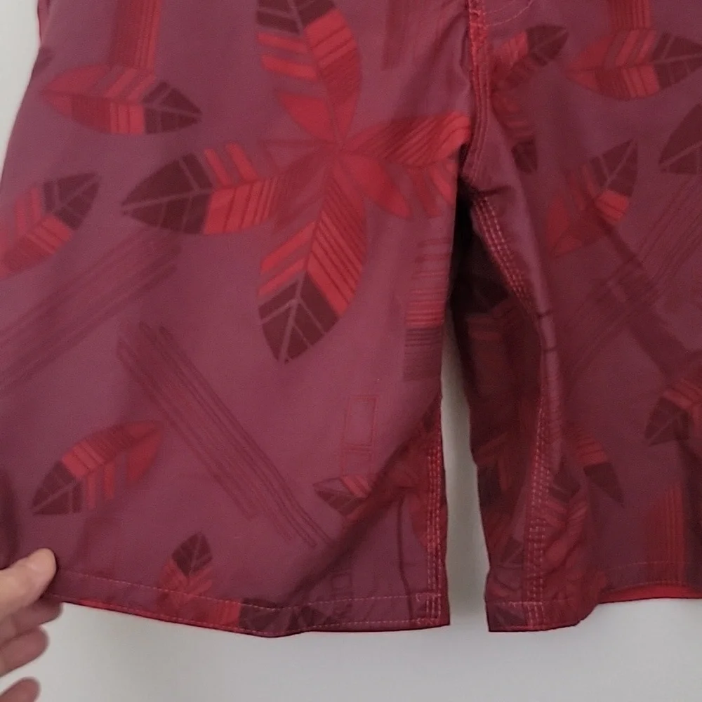 Mossimo Red & Wine Hawaiian Print Shorts 38 - Picture 9 of 13